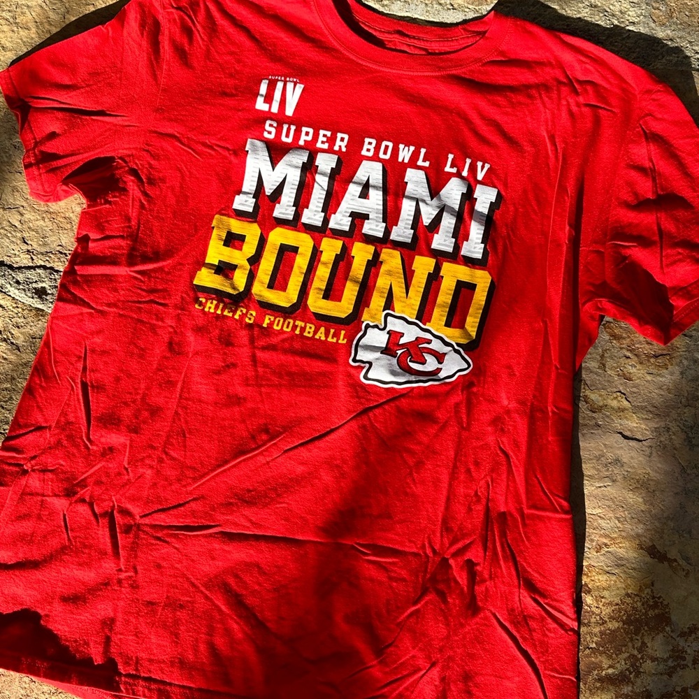 Kansas City Chiefs NFL Super Bowl Red Tshirt Miami Bound Mens Size XL